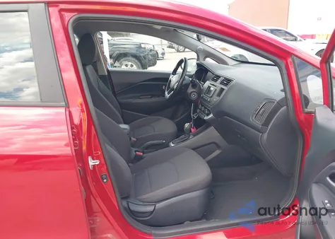 2014 Kia Rio Ex z USA, uszkodzony, nr VIN KNADN5A37E6410353